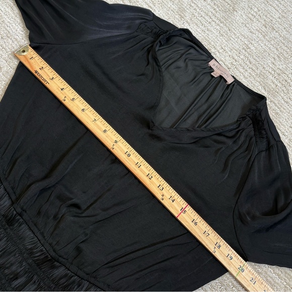 Philosophy Satin Pleated Smocked Blouse Size Large Black Long Balloon Sleeve Top - Picture 8 of 11
